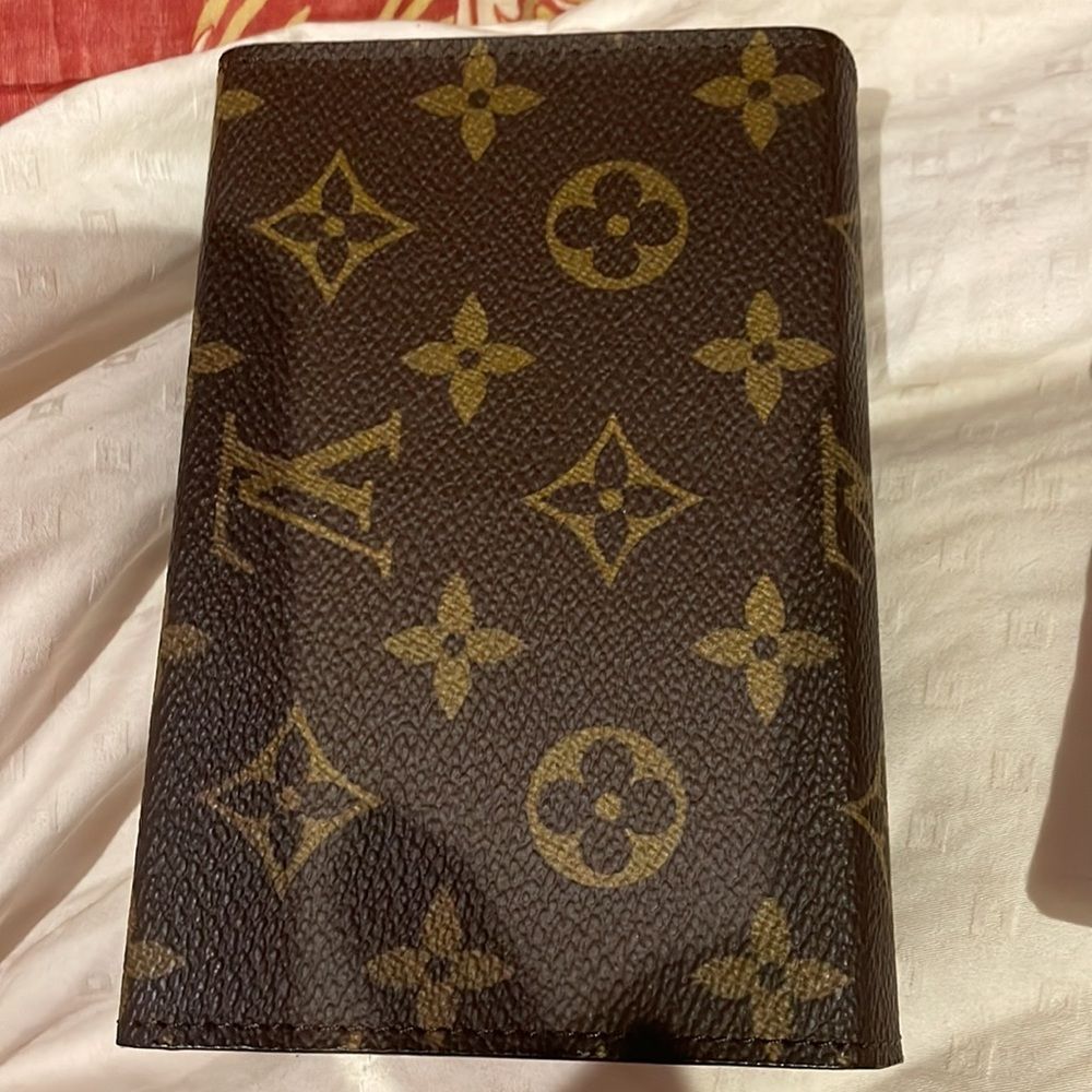 Louis Vuitton monogram case 2 pack card decks rare Vintage 1984 NEVER USED! - Picture 13 of 13